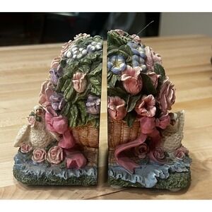 Classic Treasures Musical Vintage Dove Bookends Cottage, Working Condition
